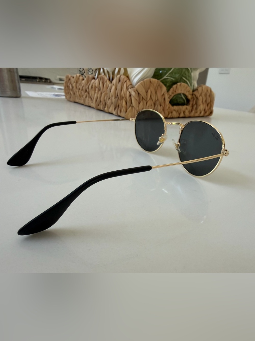 Ray Ban Round Metal Sunglasses - Picture 6 of 8